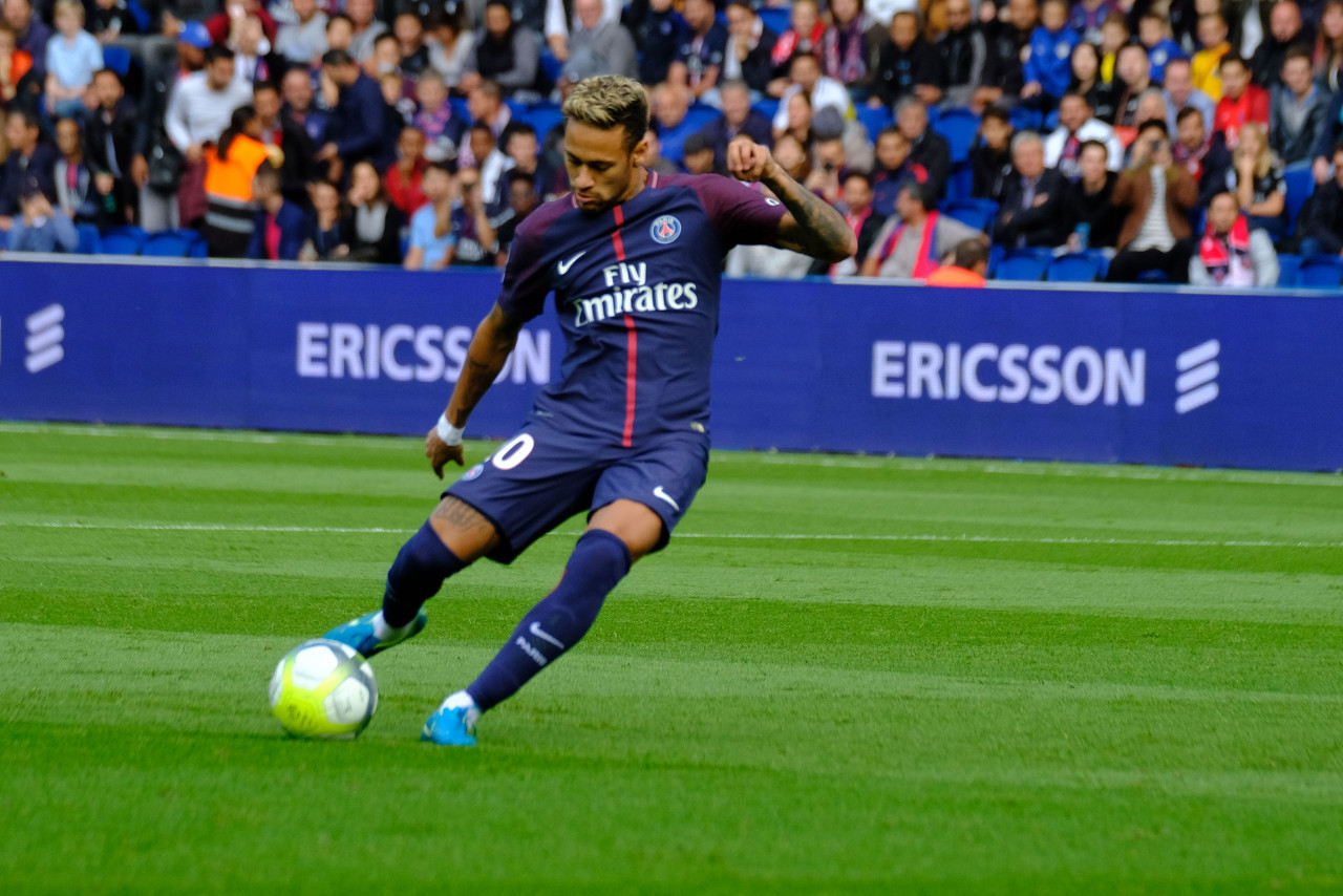 拜仁官方：2026年传奇杯将于明年1月18日举行，拉姆任教练（拜仁官宣：2026年传奇杯定档1月18日，拉姆挂帅）