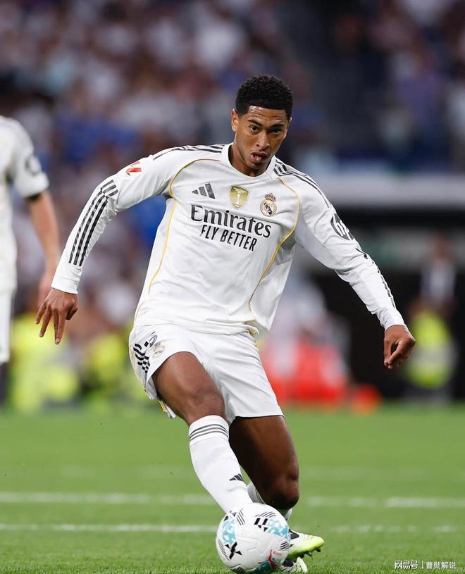 凯恩回应与巴萨传闻：我没和任何人接触，现在在拜仁很开心（凯恩澄清巴萨传闻：未与任何人接触，目前在拜仁很开心）