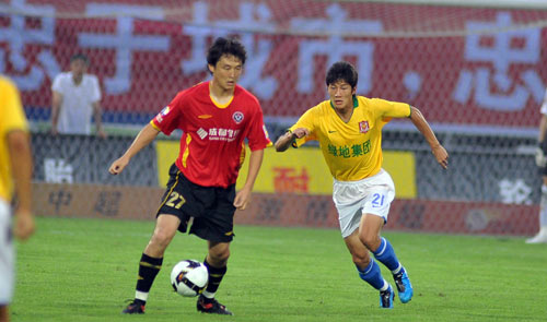 CBA揭幕战外援表现可圈可点，双方外援得分占比均超五成（CBA揭幕战外援抢眼，双方外援得分贡献均过半）