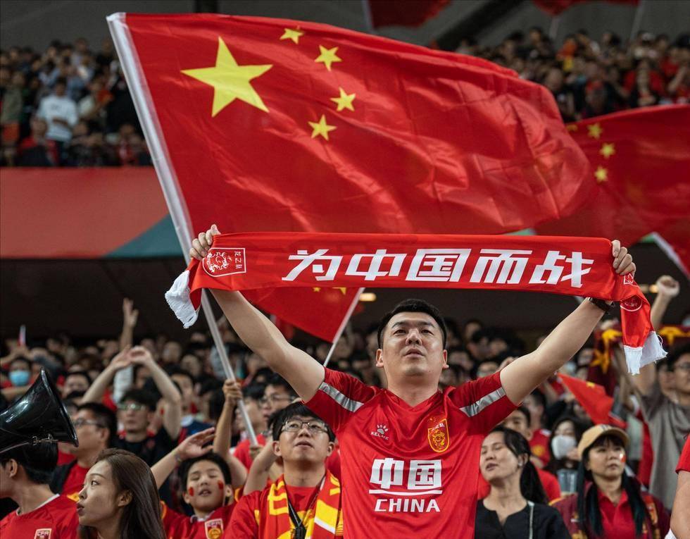 历史首进世界杯！官方：佛得角国家队和主帅获非洲足协最佳提名（队史首度跻身世界杯！官方：佛得角国家队与主帅入围非洲足协年度最佳）