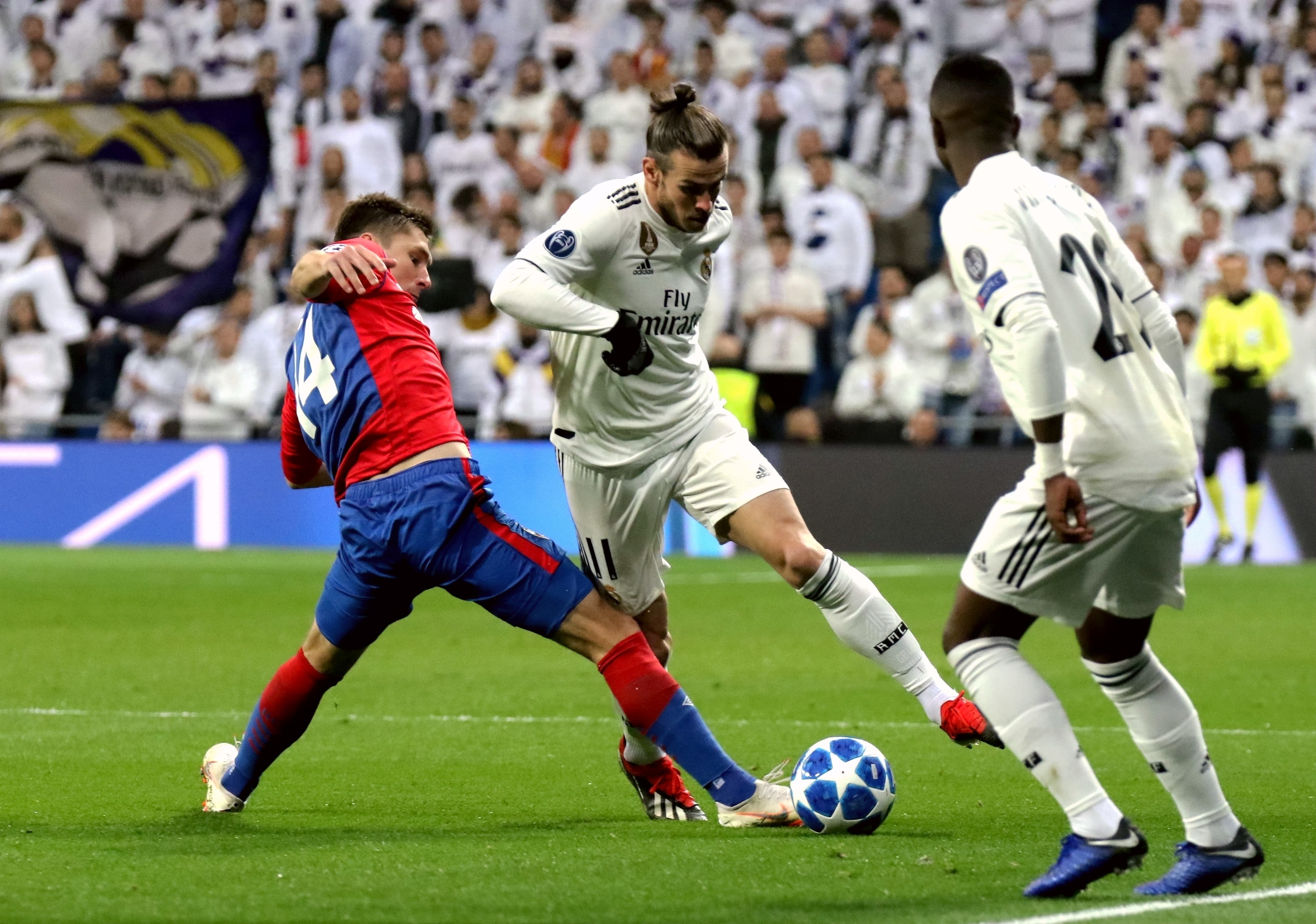 世体：在米利唐受伤后，阿森西奥成皇马唯一完全健康的中后卫（世体：米利唐伤停后，皇马中卫线仅阿森西奥仍保持完全健康）