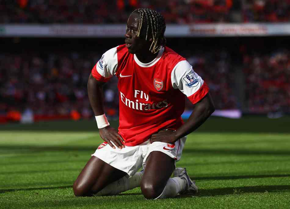 传闻：切尔西和阿森纳领跑马赛前锋罗比尼奥-瓦斯争夺战（据称切尔西与阿森纳领跑马赛前锋罗比尼奥-瓦斯争夺战）