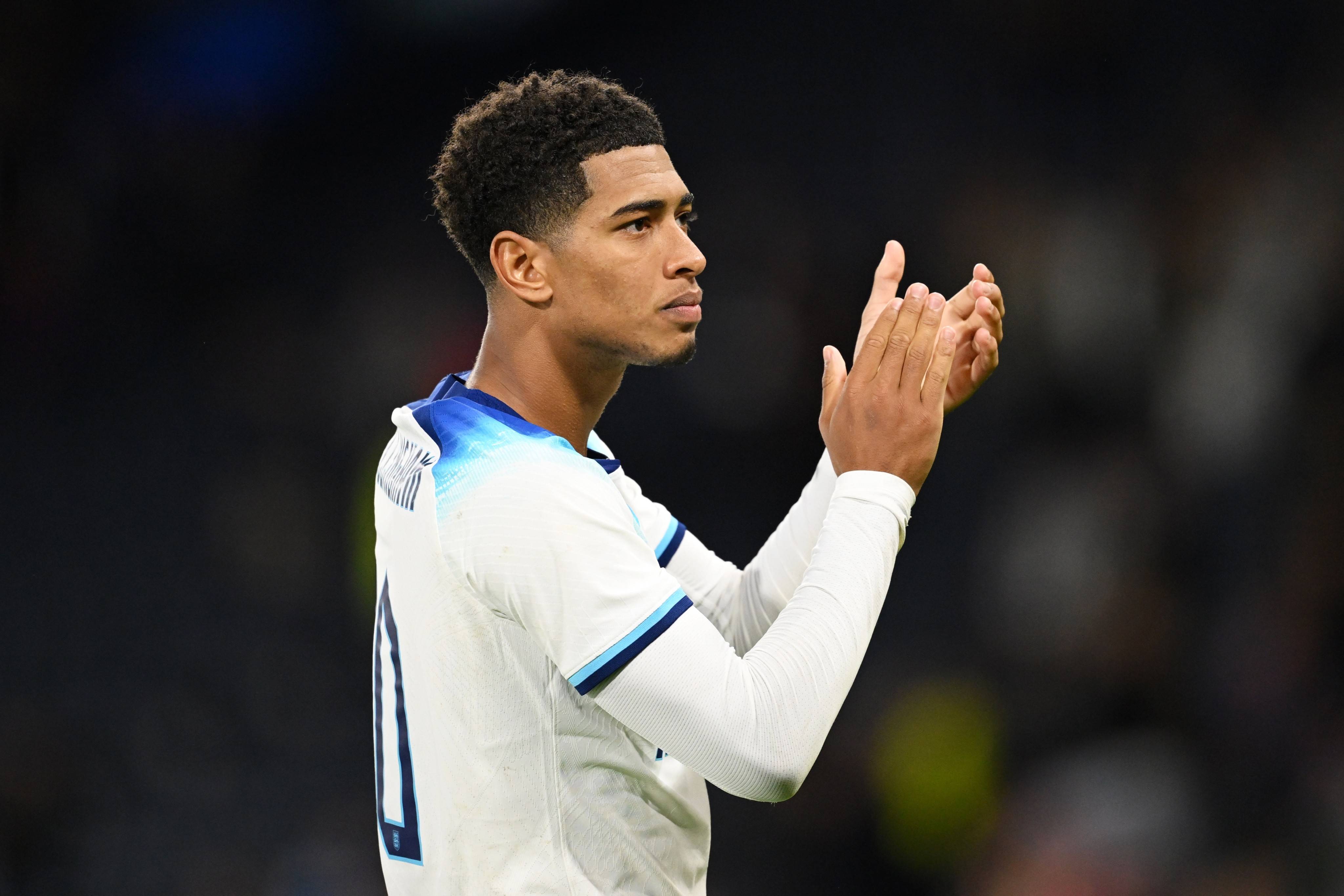 上海女排队长仲慧生日加练庆生（仲慧生日不休息，上海女排队长用加练庆生）