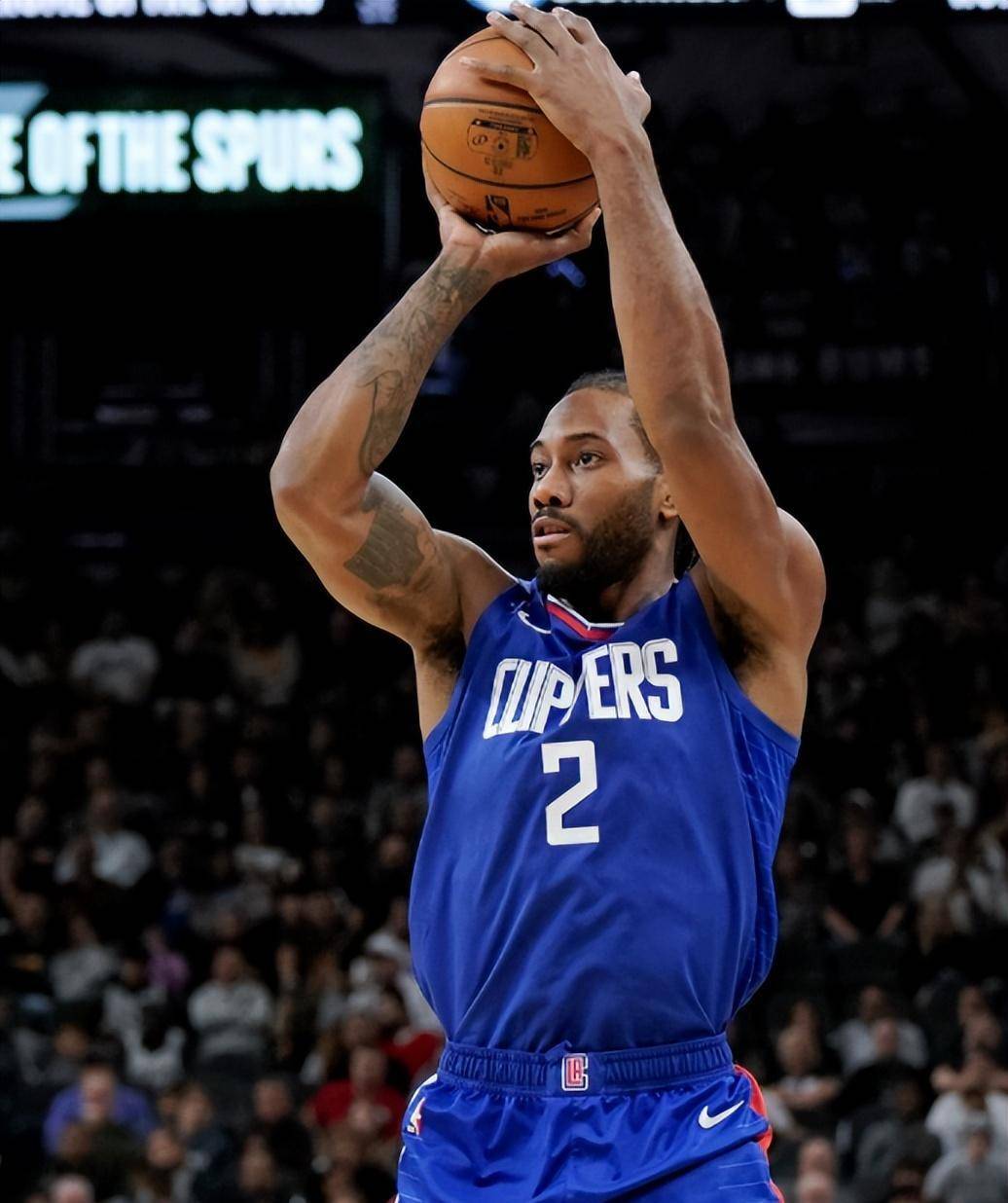 波多尔斯基：仍与阿森纳保持着深厚联系，有预感本赛季能夺冠（波多尔斯基：与阿森纳情谊不减，预感枪手本赛季将问鼎）