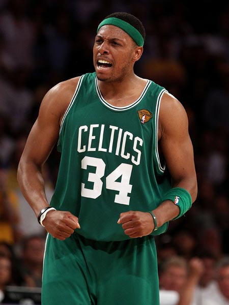 记者：巴萨寻找一名可靠的中卫，正密切关注格伊（记者：巴萨物色稳健中卫，正重点考察格伊）