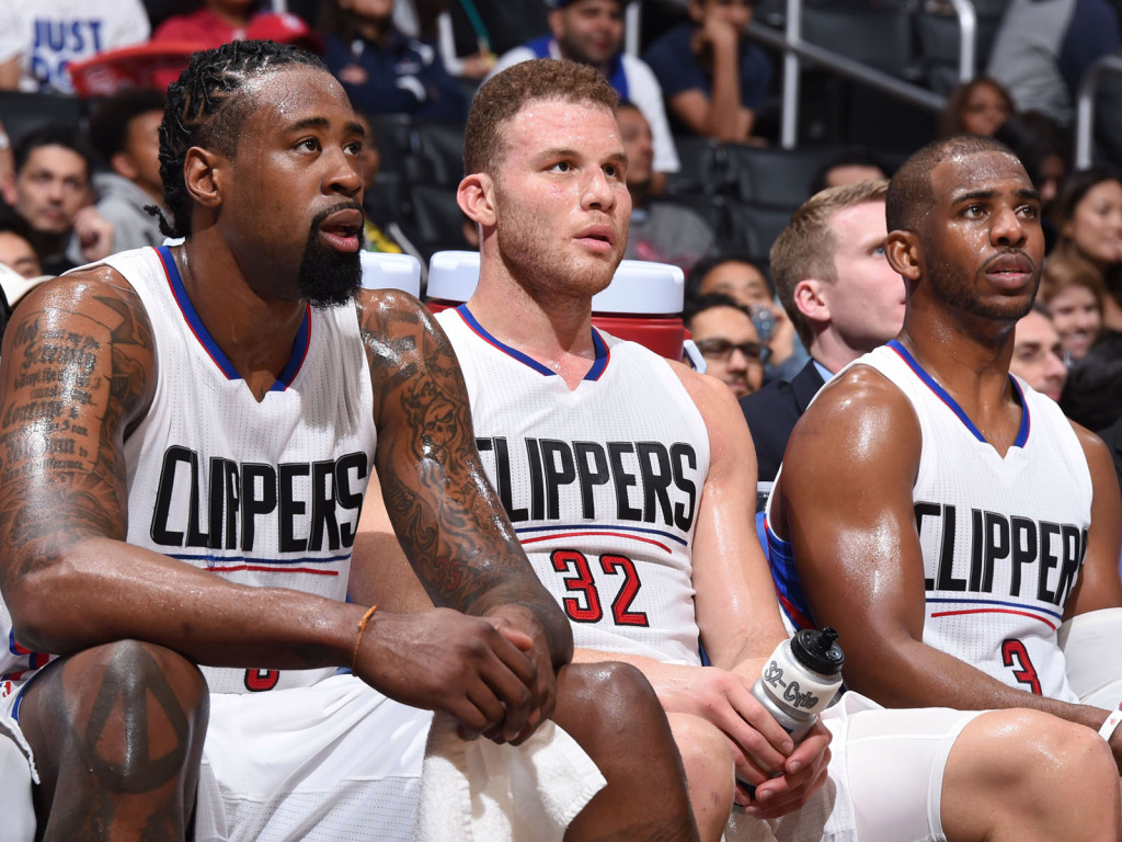 宋凯出席中国体育美术作品展览，与奥运冠军金牌合影（宋凯亮相中国体育美术作品展，与奥运冠军金牌同框留影）