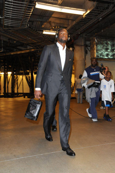 阿德里亚诺：感谢球迷还称我为皇帝；伊布是我合作过最强队友（阿德里亚诺致谢仍称他“皇帝”的球迷：伊布是我生涯最强队友）