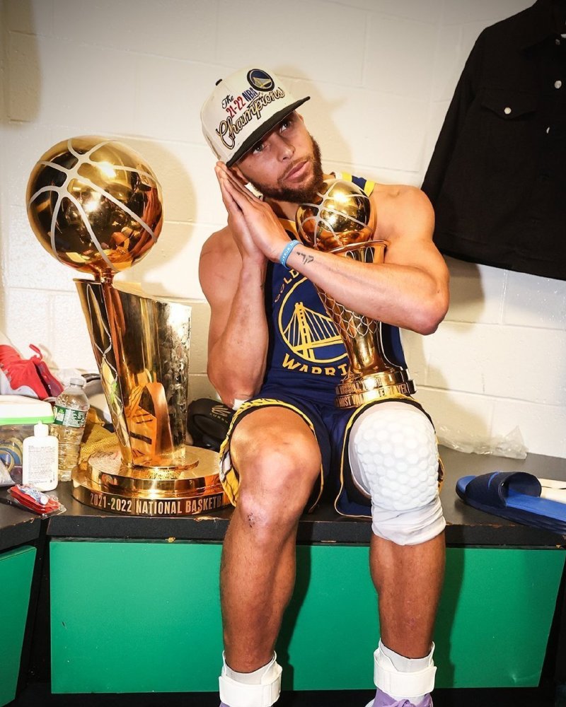 莫雷诺：若能重返西班牙队当然很好；黄潜现在西甲第二还不错（莫雷诺：若能回归西班牙队当然是好事；黄潜暂居西甲第二，表现不错）