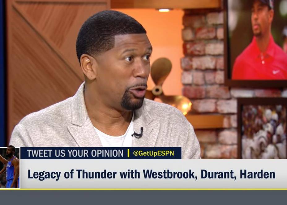 葡萄牙11月大名单：C罗领衔，菲利克斯、莱奥、B费在列（葡萄牙公布11月国家队名单：C罗领衔，菲利克斯、莱奥、B费入选）